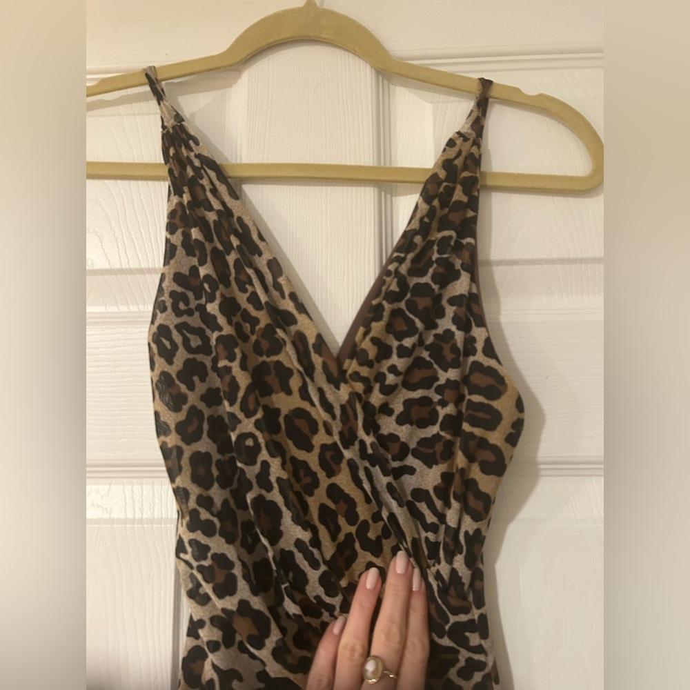 Ema Savahl Leopard/Cheetah Cocktail Dress - Picture 4 of 8